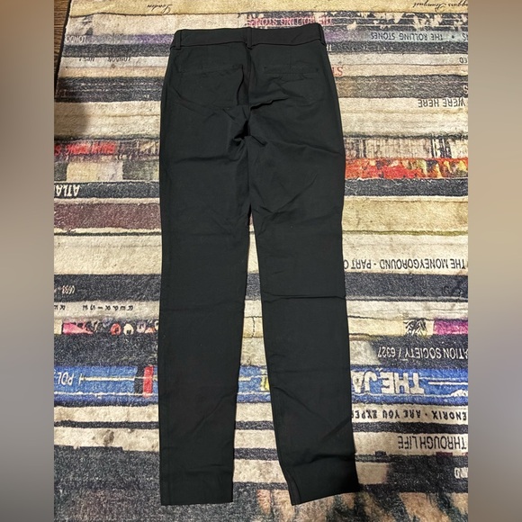Old Navy Black high rise Pixie secret smooth Pants 4 - Picture 2 of 3